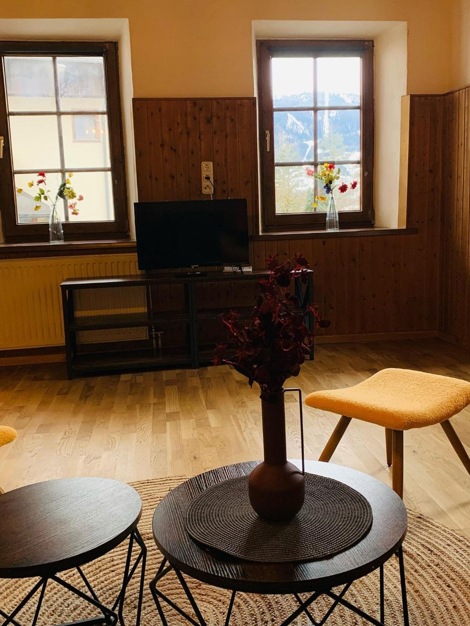 Hotel Zum Urviech -Erwachsenenhotel- (Adults Only) Ehrwald Zewnętrze zdjęcie