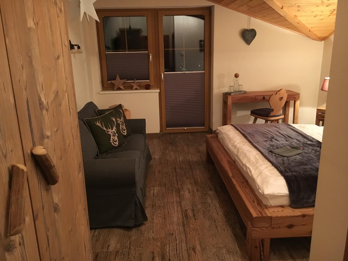 Hotel Zum Urviech -Erwachsenenhotel- (Adults Only) Ehrwald Zewnętrze zdjęcie